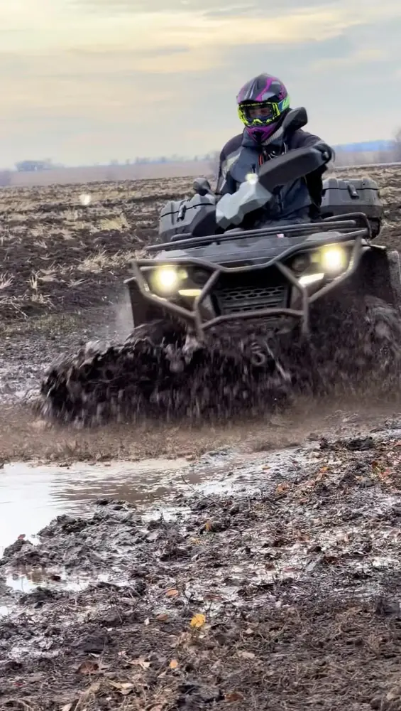 Прокат квадроцикла KV Quad Bike на бездорожье рядом с Саратовом